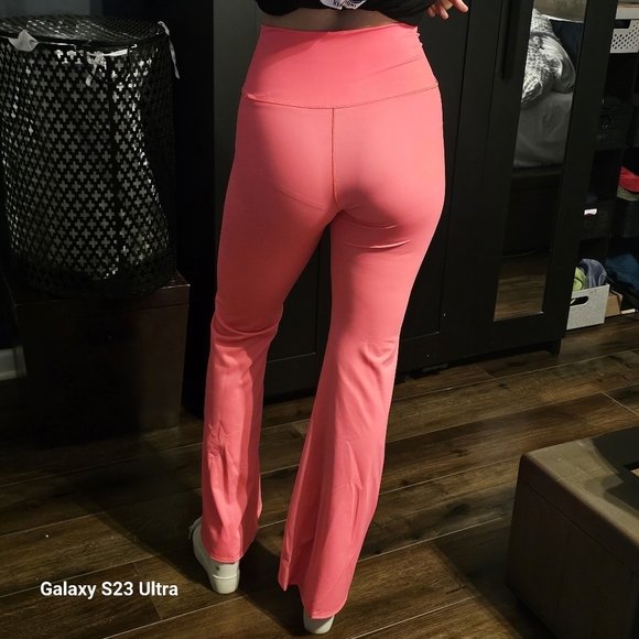 NWT Bell bottom leggings Size small - Picture 5 of 11